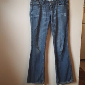 💫💫💫MUDD BOOTCUT JEANS SIZE 1